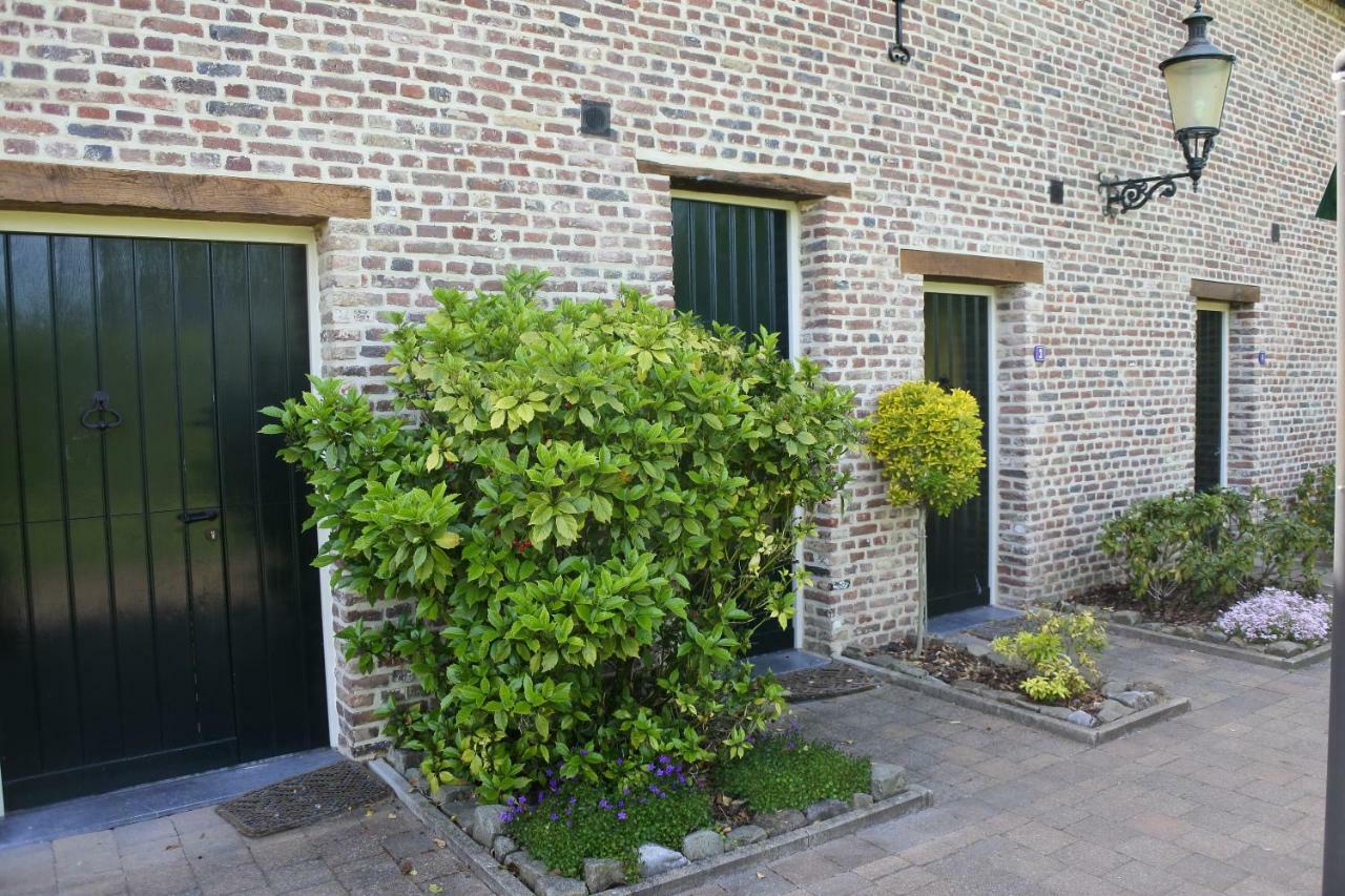 B & B Kasteelhoeve Borgharen - Maastricht Exteriör bild